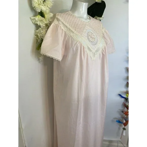 Vintage Gilead Nightgown Cotton Blend Pink Nightie Lace Trim Nightie‎ S USA NWOT